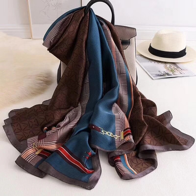 Jaunas sieviešu zīda šalles un ietīšana vasaras luksusa zīmola dizainere sievietēm, kurkām zobiem Pashmina Femme Foulard Bandana Hijab Black