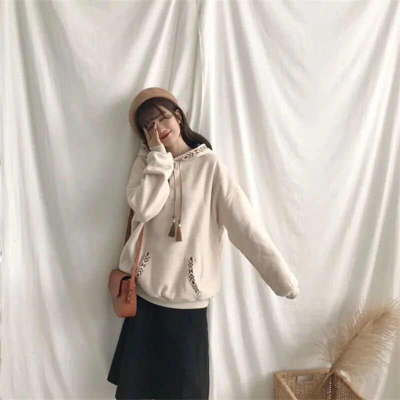 Priežastinis palaidas megztinis su gobtuvu su raišteliu Madingi kiniško stiliaus ilgomis rankovėmis ištraukiami gobtuvai Moteriška negabaritinė striukė