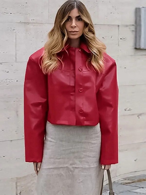 Raudona PU odinė striukė moterims, 2023 m. Prašmatnus retro atvartas Laisvos laisvalaikio trumpos odinės striukės rudens mados motociklų odiniai viršutiniai drabužiai