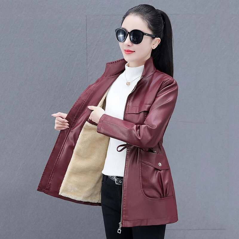 Csúcskategóriás temperamentum bőr női őszi és téli új karcsú és öregedésgátló divatos szabadidő polár melegen tartásra. Kabát Tide