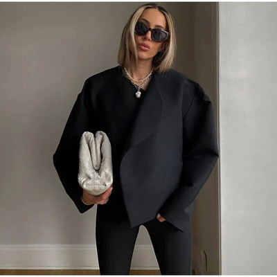 Női elegáns fehér bő őszi felsőruházat, V-nyakú, hosszú ujjú, meleg, vastag kardigán, alkalmi divat iroda Utcai rövid dzsekik