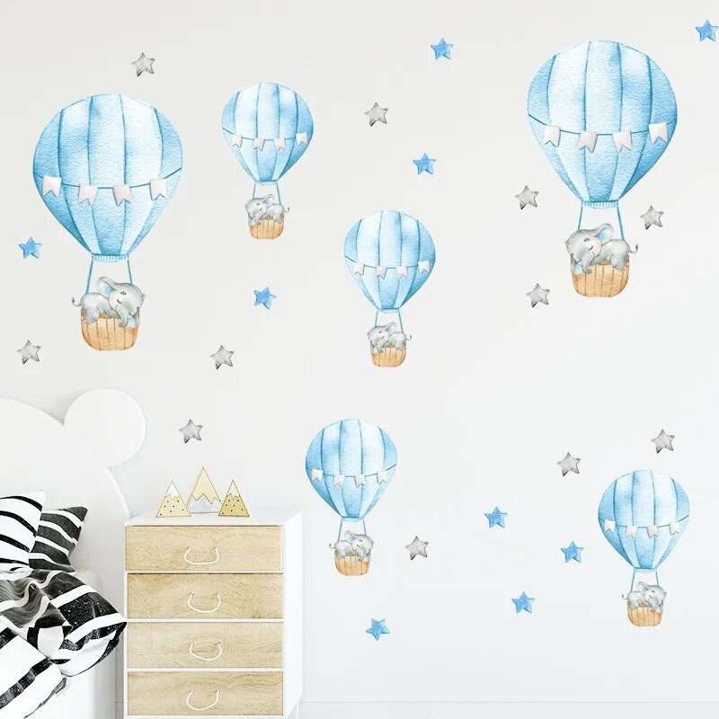 Bērnu istabas sienas uzlīmes Zilonis guļ uz gaisa balona Sienas uzlīmes Zēnu istabas dekors Guļamistabas uzlīmes Tapetes