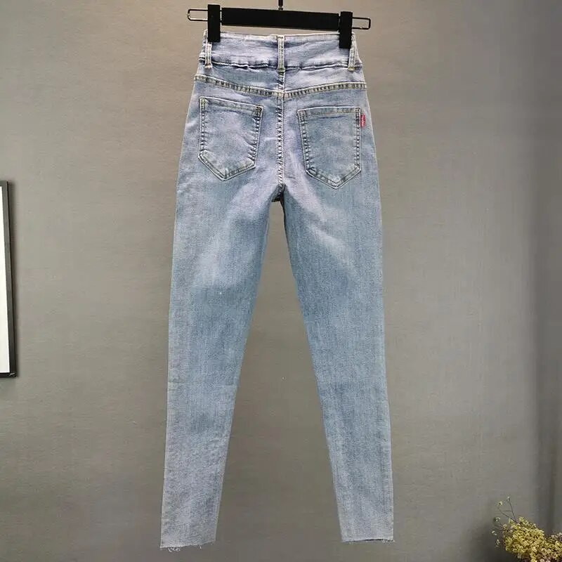 Dāmu rotaslietas ar dimantiem izšūtas ielas džinsa bikses sievietēm gaiši zilā krāsā, cauraukumā, džinsi, punk modes potītes legingi Z149