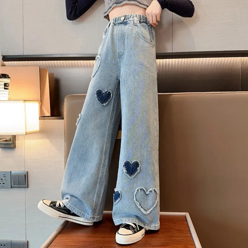 Didelės mergaitės mokyklinės plačios kelnės su širdelės dizaino laisvalaikio laisvos 2023 m. naujos pavasario mados ilgi džinsai Vaikiškos korėjietiško stiliaus kelnės