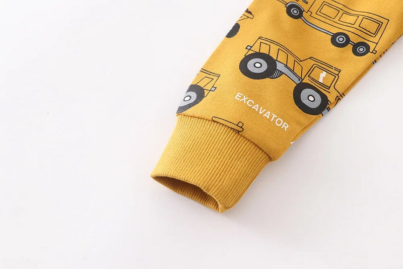 Jauns zēnu ikdienas džemperis pavasara un rudens apģērbs Kokvilnas bērnu apģērbs ar apaļu kakla apdruku ar apdrukātu automašīnu garajām piedurknēm, zīdaiņiem Trend 2-7T