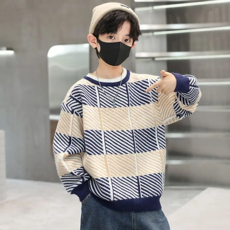 Fiúk 2023 új koreai stílusú téli őszi pulóverek alkalmi pulóverek 6-13 éves korig divatos tini ruhák és ingek gyerekruhák
