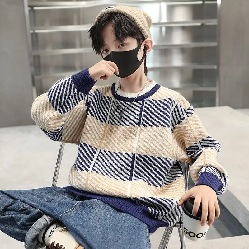Fiúk 2023 új koreai stílusú téli őszi pulóverek alkalmi pulóverek 6-13 éves korig divatos tini ruhák és ingek gyerekruhák