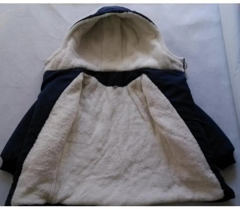 Augstas kvalitātes zēnu siltas jakas Ziemas virsdrēbes bērniem modes kažokādas apkakles biezas virsdrēbes bērnu jaka zēnu mēteļi ar kapuci