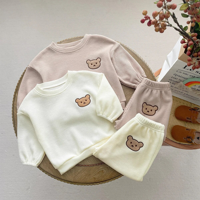 Lastekomplekt Tüdrukute ja poiste triibud kevadine ja sügisene vabaaja multikas Väike karu, kaheosaline komplekt Korea versioon