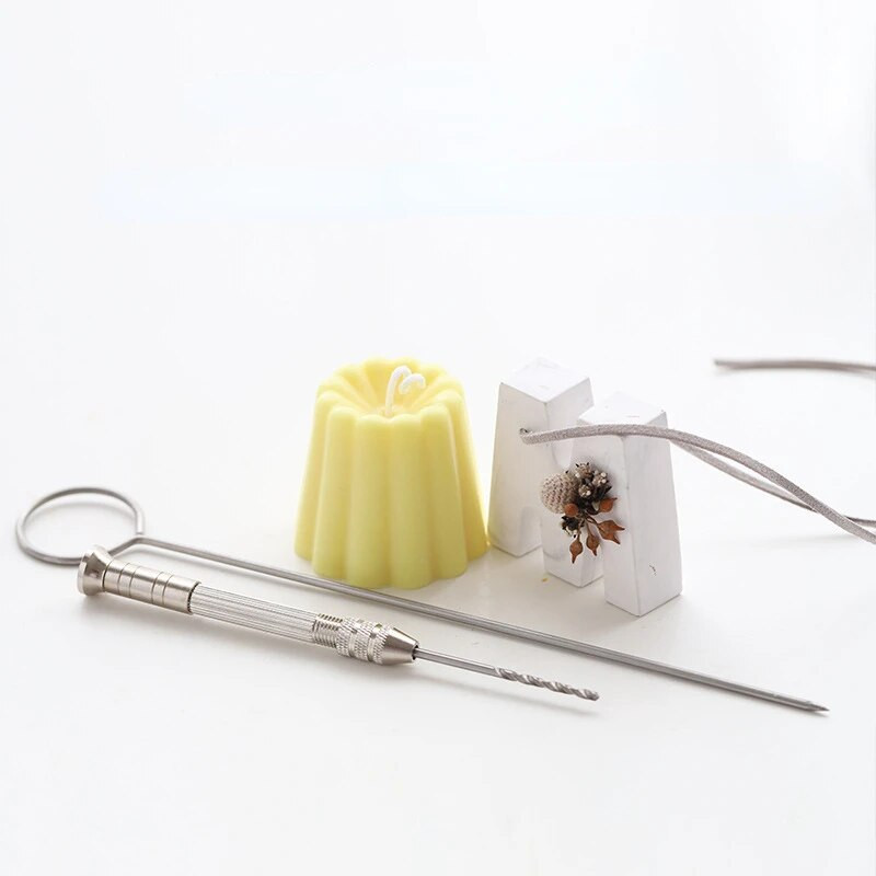 Ģipša perforatora adatas manuālā urbjmašīna ar diviem urbjmašīnas iegultiem vaska serdi, DIY aromātisks sveču perforators instruments sveču izgatavošanai