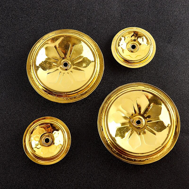 2 vnt Vintage Buddha lempos dagčių laikikliai Aliejinė lempa Plaukiojantis dagčių laikiklis alyvos dagčių stovo tvirtinimo reikmenys aliuminio žvakių laikiklis