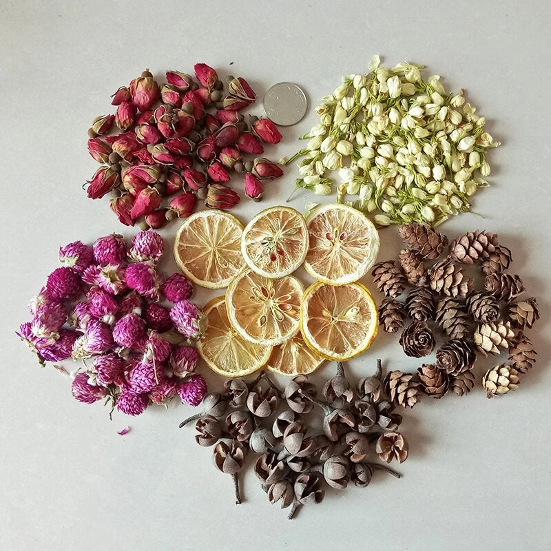 Illatos gyertya dekoratív szárított virág barkácsolás viasz márka kerek ventilátor gyártási anyagok szójabab viasz természetes szárított virág anyagok