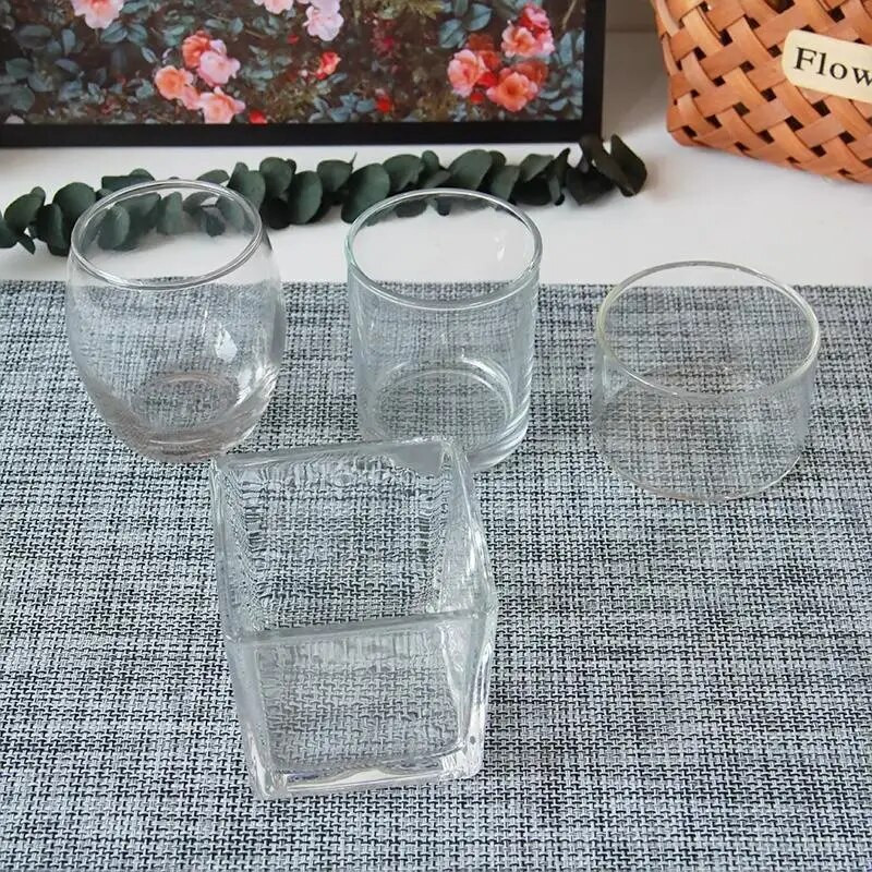 Stiklinės rankų darbo aromaterapinės žvakės kvadratinės apvalios taurės dekoratyvinės žvakės puodelio talpyklos žvakidžių stiklainiai žvakėms