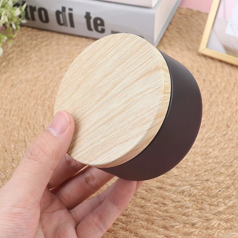 Prabangūs žvakių stiklainiai su dangteliu Tūriniai apvalūs žvakių konteineriai, tuščios laikymo dėžutės, skirtos „pasidaryk pats“ tepalams, odos priežiūrai, grožio pavyzdžiams