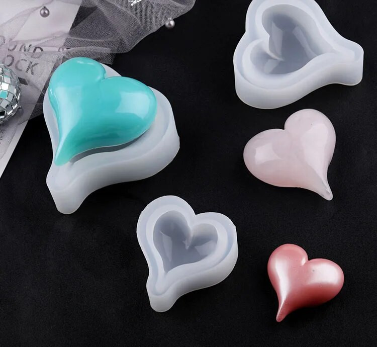 Caurspīdīga mīlestības sirds formas silikona sveķu šķidrā veidne Jauna kristāla kūku veidnes DIY sveču izgatavošanas rīks sirds ziepju veidne