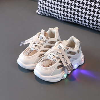 Αθλητικά παπούτσια Παιδικά μόδα LED ελαφριά παπούτσια Γράμμα με πλέγμα αναπνέει 1-6 ετών Φωτεινά παπούτσια Casual αθλητικά παπούτσια Παπούτσια για αγόρια