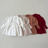 Ziemas rudens zīdaiņu meiteņu trikotāžas kleita zīdaiņiem Modes solīdi ar garām piedurknēm Princeses meiteņu džemperkleita silta kokvilnas mazuļu apģērbs