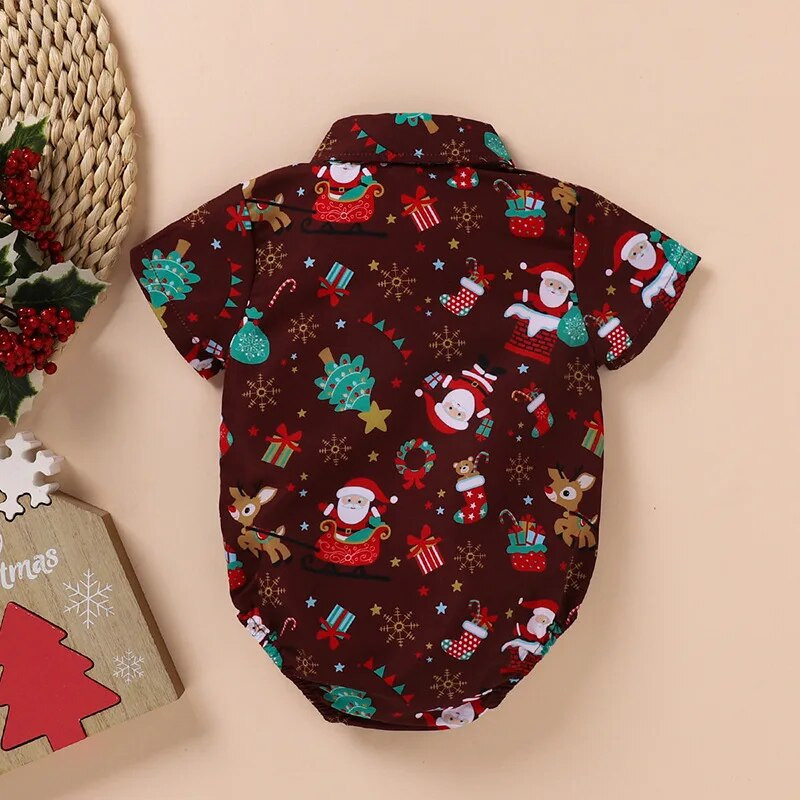 Ziemassvētku jauna stila Harley 2023. gada bērnu puika, izskatīgs tauriņš ar īsām piedurknēm Ziemassvētku vecīša kombinezons ar apdruku