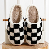 Νέα Fuzzy Slippers Fashion Checker Παπούτσια για κέντημα εσωτερικού χώρου Cozy Woman Winter Fluffy House ρετρό καρό παπούτσια