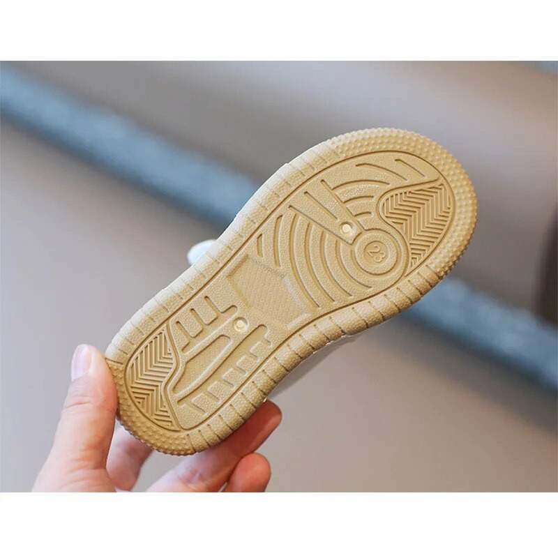 Uued kuumad 2023. aasta tennised, laste tossud, talv, uued poisid, tüdrukud, spordijalatsid vabaaja lauajalatsid Pehme tallaga laste valged kingad