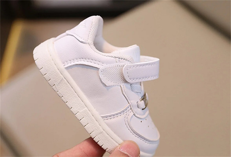 Παιδικά παιδικά παπούτσια για βρέφη Ανοιξιάτικα και φθινοπωρινά Παπούτσια για περπάτημα για αγόρια Μαλακή αντιολισθητική σόλα Κοριτσίστικα αναπνεύσιμα αθλητικά Little White