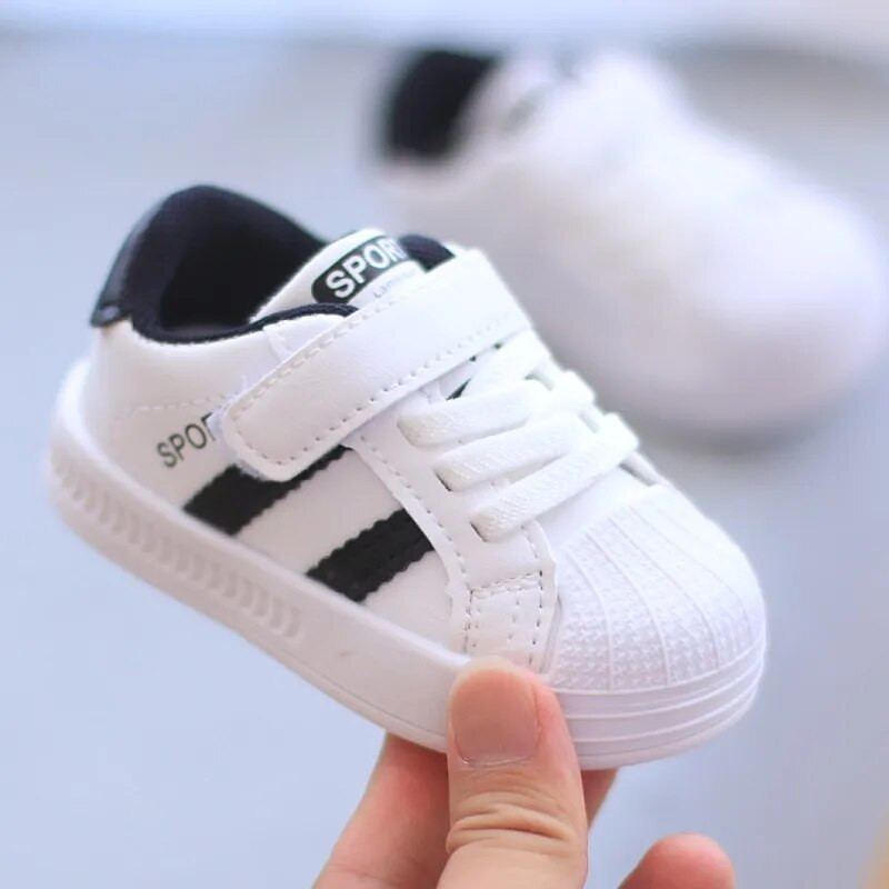 Baby Shoe Boy Board Shoe Toddler Boy Batai Laisvalaikio sportbačiai berniukams Vaikiški batai mergaitei Madingi kvėpuojantys ملابس اطفال بنات 아동 상하복 세트
