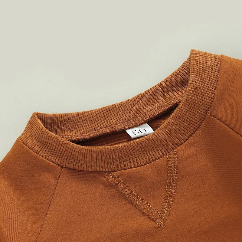 0-24 M zīdaiņiem, meitenēm, zēniem, sporta krekli, vienkrāsainiem džemperiem, garām piedurknēm, kombinezoni ar kakla izgriezumu.