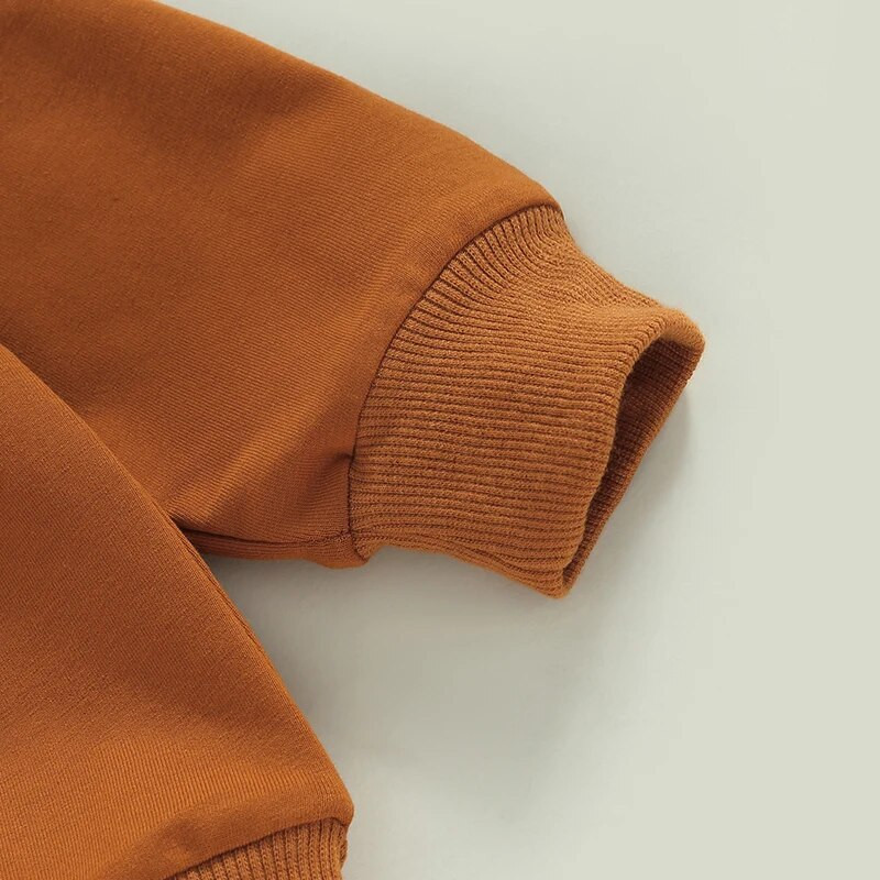 0-24 M zīdaiņiem, meitenēm, zēniem, sporta krekli, vienkrāsainiem džemperiem, garām piedurknēm, kombinezoni ar kakla izgriezumu.