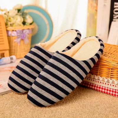 Naiste majakingad 2023 Pehme triibuline siseruumides vaimne puuvillane sussid libisemiskindlad sussid soojad plüüsid unisex mugavad kodu põrandasussid