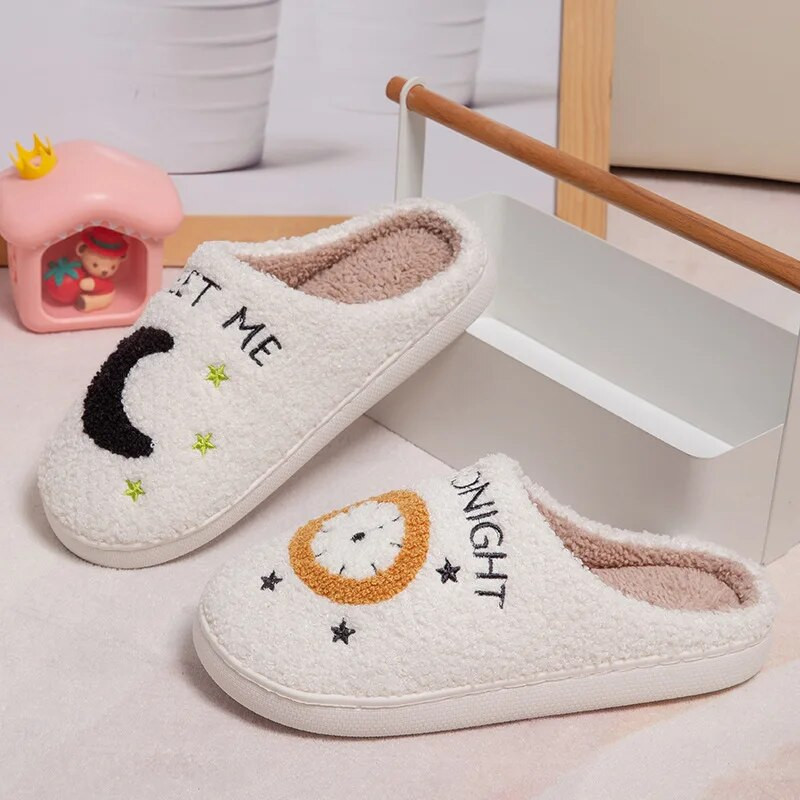 2024. gada jaunas čības Mēness multfilmas raksts, silti, neslīdoši plīša kokvilnas apavi iekštelpām mājsaimniecībai ziemas čības ar plakanu apakšu Ērtas