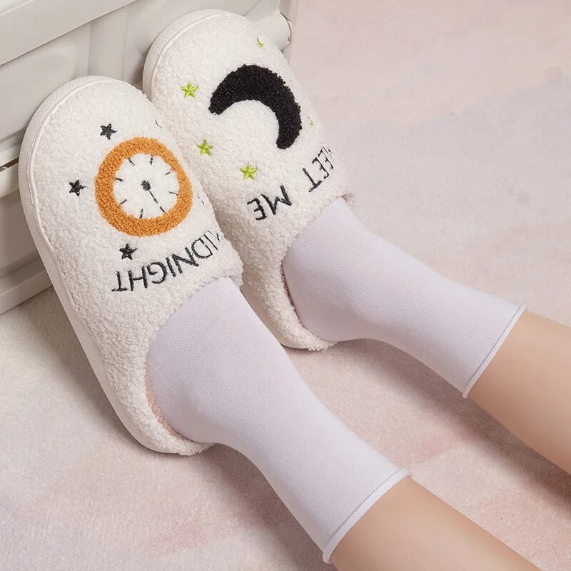 2024. gada jaunas čības Mēness multfilmas raksts, silti, neslīdoši plīša kokvilnas apavi iekštelpām mājsaimniecībai ziemas čības ar plakanu apakšu Ērtas