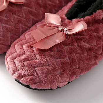 Дамски домашни чехли Зимни топли вътрешни обувки Удобни меки плюшени дамски домашни чехли с панделка Памучни женски кожени плоски чехли