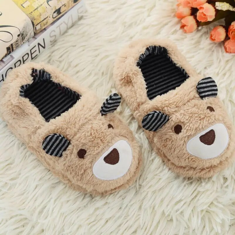 Παντόφλες για μικρά αγόρια για παιδιά εσωτερικού χώρου Χειμερινό καρτούν Ζώο αρκουδάκι βελούδινα ζεστά παπούτσια σπιτιού Μαλακή σόλα από καουτσούκ για το σπίτι Παπούτσια για μωρά
