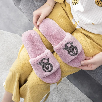 2023. gada modes sieviešu un vīriešu čības, mīkstas mākoņu čības Vīriešu čības mājās, plīša kažokādas čības, dāmu lielizmērs 44 45, sieviešu apavi, slidkalniņi