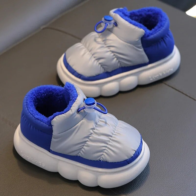 Jaunas ziemas ūdensnecaurlaidīgas kokvilnas čības Bērnu multfilma Neslīdoša mīksta zole Bērni zēni meitenes papēži silti plīša augstas mājas apavi
