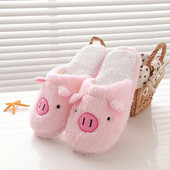 Sieviešu ziemas čības Chinelos Pantufas Adulto Fashion Lovely Bear Pig Indoor House čības ar kažokādu Jaunas mājas kurpes sievietēm
