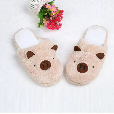 Sieviešu ziemas čības Chinelos Pantufas Adulto Fashion Lovely Bear Pig Indoor House čības ar kažokādu Jaunas mājas kurpes sievietēm