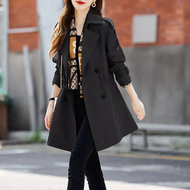 2023. gada jaunais pavasara un rudens modes britu stila brīvs, relaksēts, vienkāršs un daudzpusīgs vējjakas mētelis jostasvietā