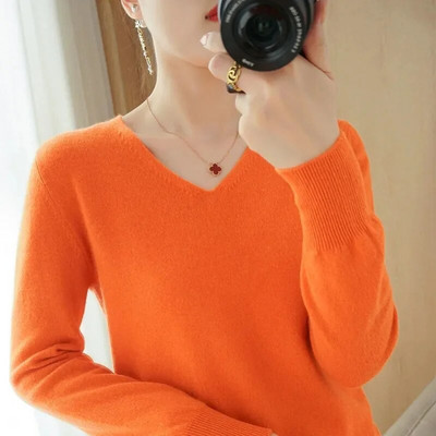 2024 Novi ženski džemperi Proljeće Jesen Pleteni puloveri s V-izrezom Široki donji dio Košulja Modni džemper od kašmira Jednobojni džemper