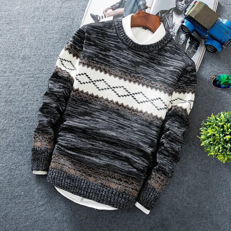 2023. gada rudens/ziema Moderns japāņu stila vīriešu džemperis, pievilcīgs un skaists ar apaļu kakla izgriezumu, pieguļošs vīriešu pulovers