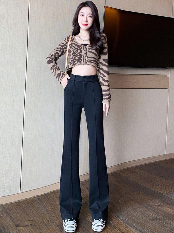 Vienkārša modes 2023. gada bikses