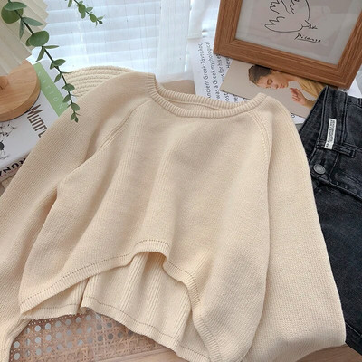 Ženski pulover nepravilnog O-izreza Jednobojna pletena bluza dugih rukava Proljeće Jesen Korejski retro tanki kratki pulover