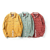 2022. gads. Vīriešu ikdienišķs rūtains flaneļa krekls ar garām piedurknēm, jauns rudens apģērbs, topi, garais krekls, krūtis.