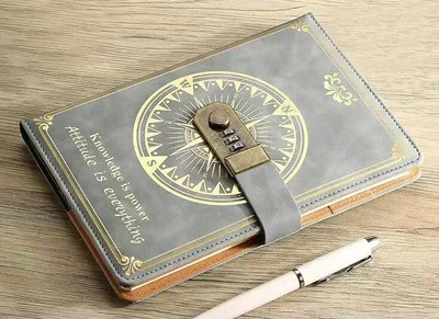 A5 200 lapu piezīmju grāmatiņa Retro paroļu grāmata ar slēdzenes dienasgrāmatas iesiešanu, sabiezināta radošā rokasgrāmata studentu 2023. gada piezīmju grāmatiņas kancelejas preces