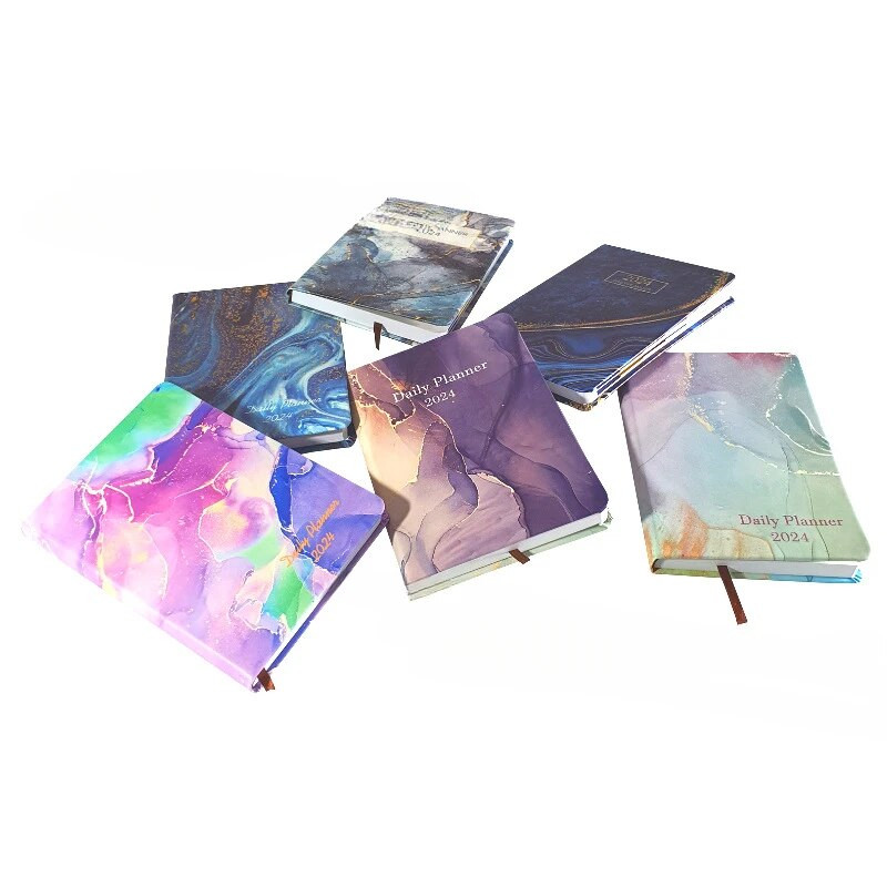 2024. gada dienas kārtības grāmata angļu/spāņu žurnāla A5 piezīmjdatora dienas plānotājs Vienkāršs, moderns, biezināts piezīmju grāmatiņas Pu vāks