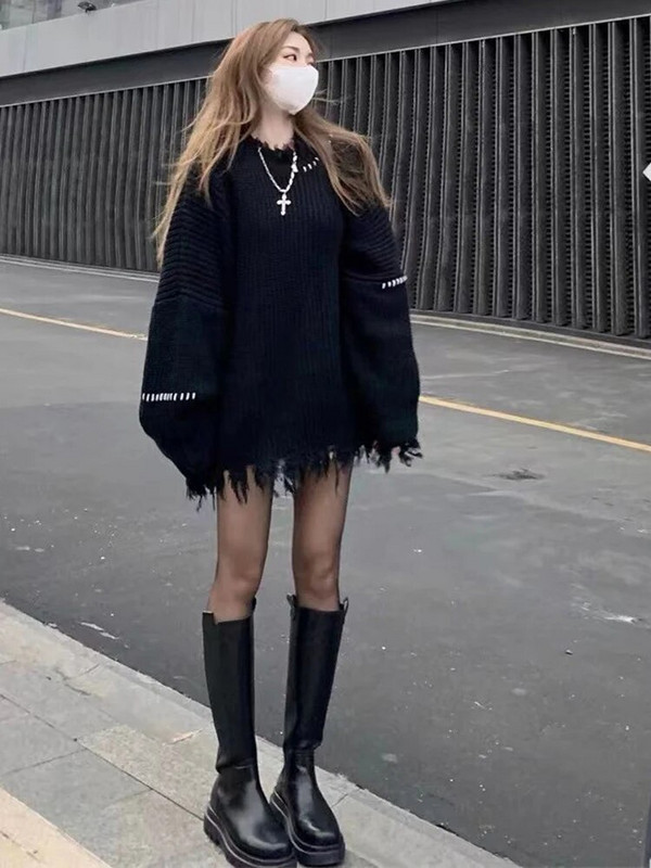 Harajuku melni džemperi sieviešu gotikas stila panka trikotāžas puloveri rudens ziemas džemperi ar garām piedurknēm O kakla džemperi korejiešu modes topi