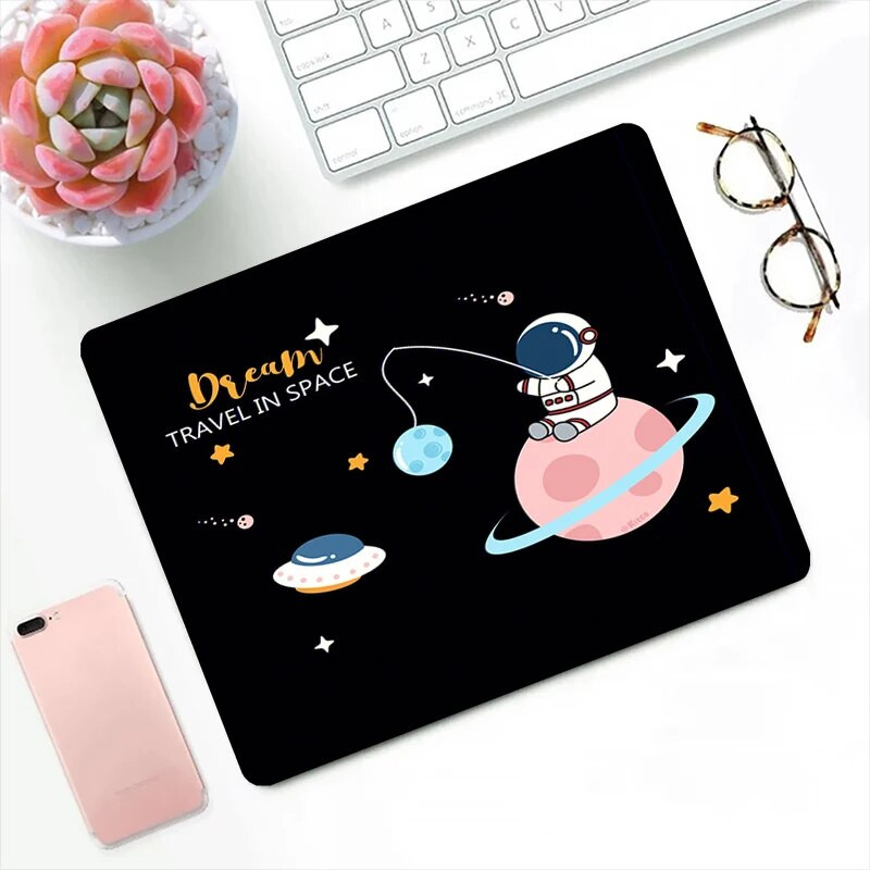 Astronaut Small Mouse Pad Gaming Mousepad Gamer Αξεσουάρ υπολογιστή Προστατευτικό γραφείου Πληκτρολόγιο Mat Deskmat Kawaii Anime Cute Mouse Pads