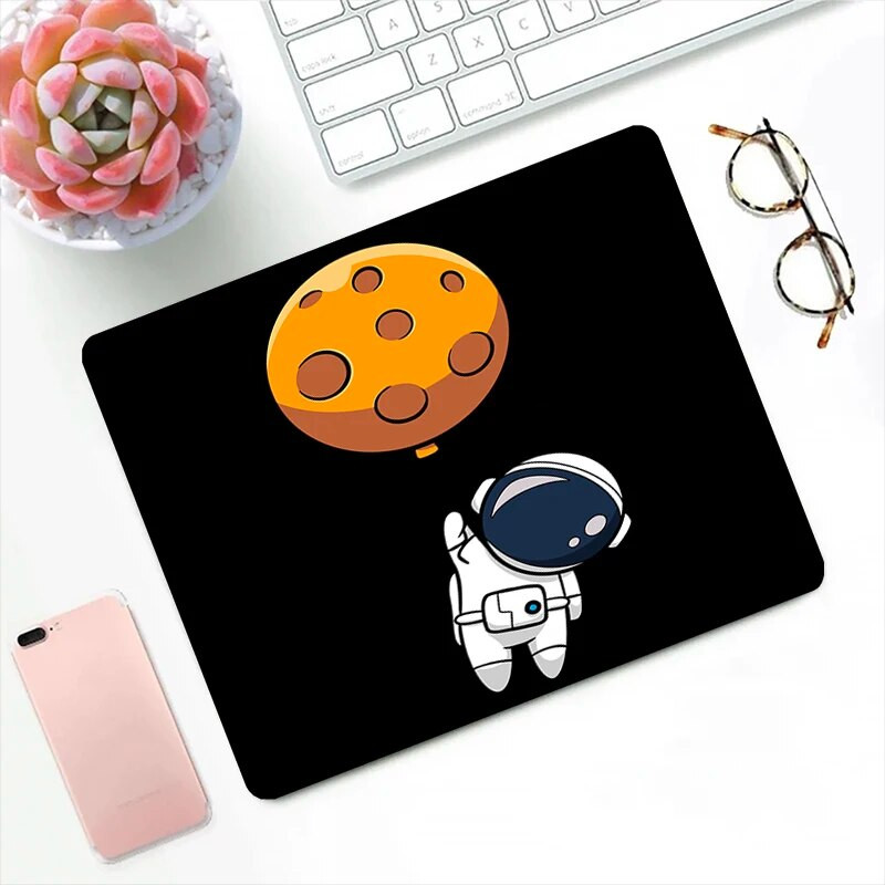 Astronaut Small Mouse Pad Gaming Mousepad Gamer Αξεσουάρ υπολογιστή Προστατευτικό γραφείου Πληκτρολόγιο Mat Deskmat Kawaii Anime Cute Mouse Pads