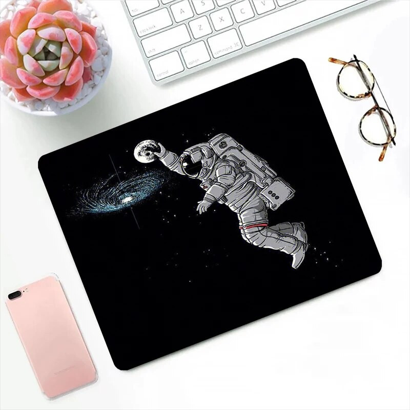 Astronaut Small Mouse Pad Gaming Mousepad Gamer Αξεσουάρ υπολογιστή Προστατευτικό γραφείου Πληκτρολόγιο Mat Deskmat Kawaii Anime Cute Mouse Pads