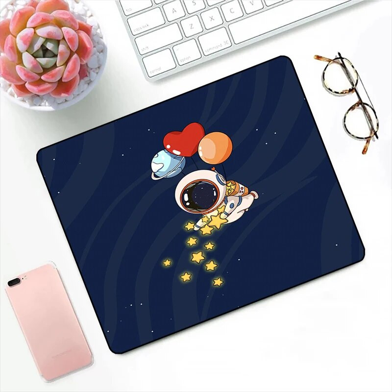 Astronaut Small Mouse Pad Gaming Mousepad Gamer Αξεσουάρ υπολογιστή Προστατευτικό γραφείου Πληκτρολόγιο Mat Deskmat Kawaii Anime Cute Mouse Pads